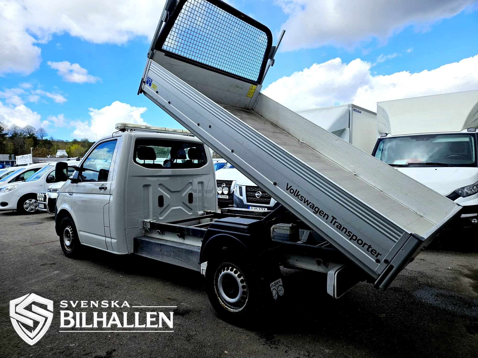 Volkswagen Transporter 2.0 TDI TIPPFLAK Backkamera Dieselvärmare